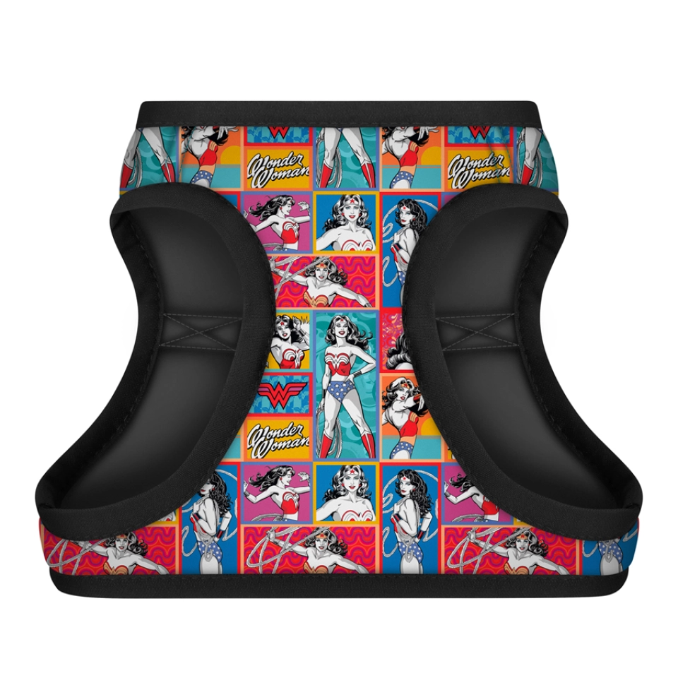 Фото Шлея для собак м'яка WAUDOG Clothes з QR паспортом, малюнок "Чудо-жінка комікс", XS3, В 32-35 см, С 22-24 см купити за ціною ₴393.00