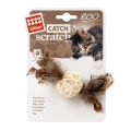 Фото Іграшка для котів Плетений м'ячик з дзвіночком і пір'ям GiGwi Catch&amp;scratch перо, дерево, 13 см купити за ціною ₴214.00