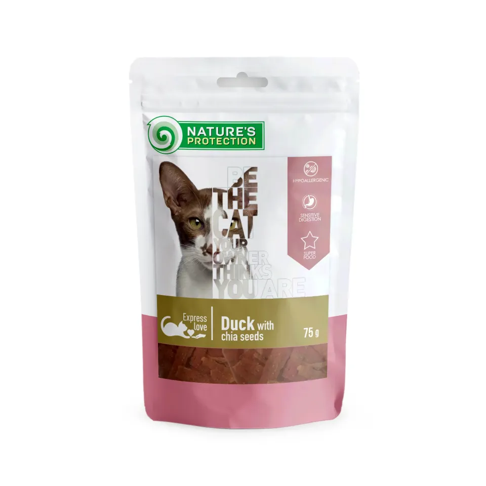 Фото Nature's Protection Duck With Chia Seeds ласощі для котів качка з насінням чіа, 75 г купити за ціною ₴172.00